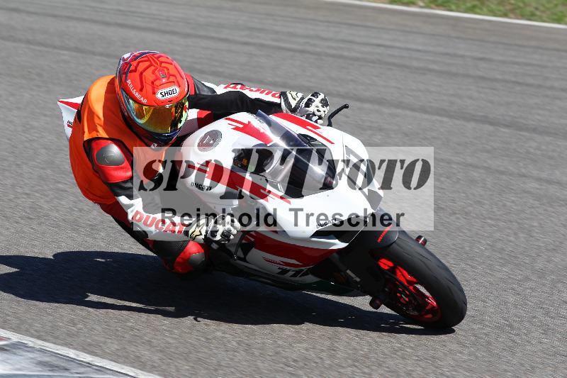 /Archiv-2022/07 16.04.2022 Speer Racing ADR/Instruktorengruppe/11